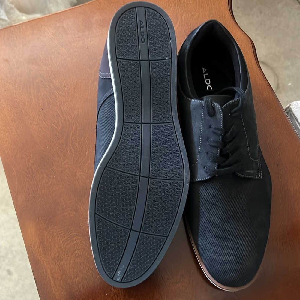 Aldo - Picture 3 of 7